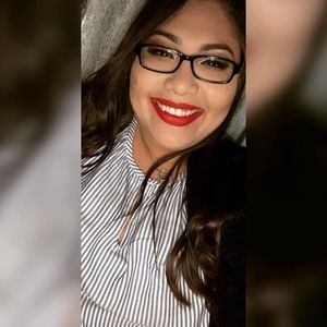 Meet your Posher, Selina